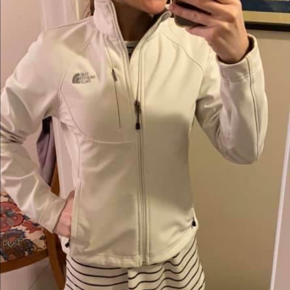 NORTHFACE JACKET- SIZE SM